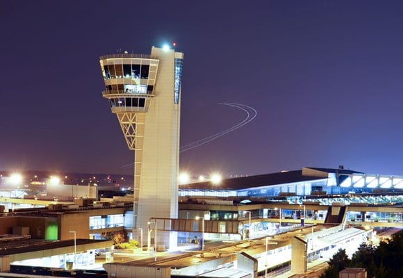 AIRCOM® Cockpit Voice SATCOM Voice ATC Solution